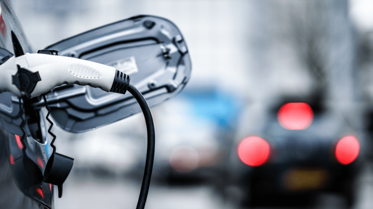 Outsourced fleet management to play key role in the move to electric vehicles  